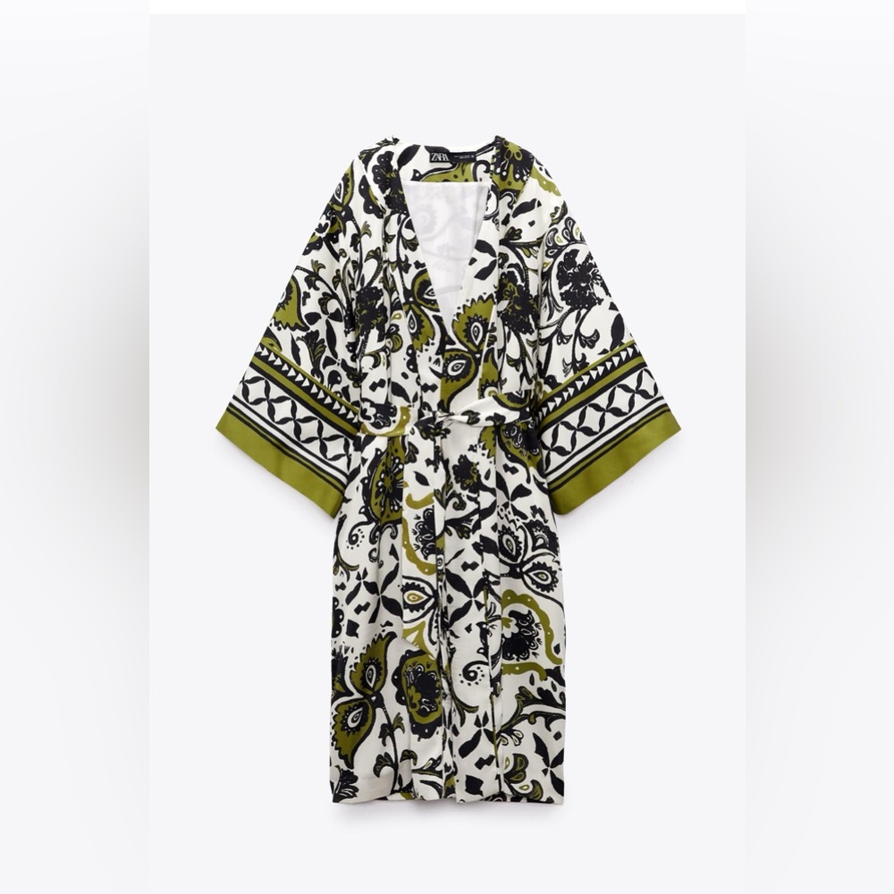 Zara Green and Black Patterned Kimono